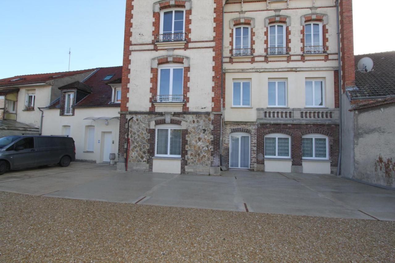 Ferienwohnung Le First By Easyescale Romilly-sur-Seine Exterior foto